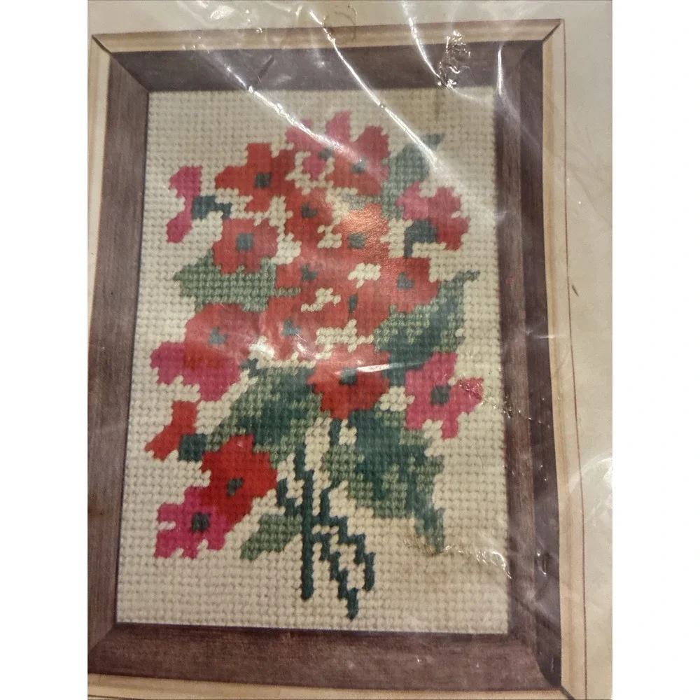 Vintage Wonder Art Needlepoint Kit 5